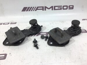 Петля замка капота Mercedes-Benz E-Class W211 M273.960 2006 (б/у)
