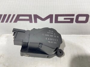 Сервопривод заслонок печки Mercedes-Benz E-Class W211 M272.964 2006 (б/у)