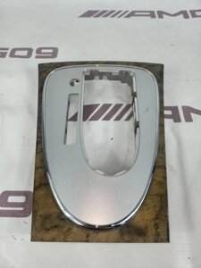 Декоративная накладка селектора акпп Mercedes-Benz E-Class W211 M272.972 2005 (б/у)
