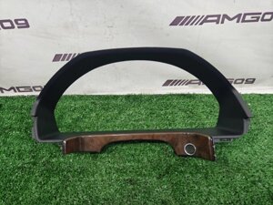 Накладка панели приборов Mercedes-Benz E-Class W212 M276.952 2012 (б/у)