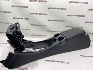 Подлокотник Mercedes-Benz Cls-Class C219 M113.967 2005 перед. (б/у)