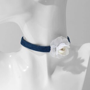 Чокер 'Джинс' цветок кружево, цвет бело-синий, 36 см
