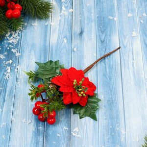 Декор 'Зимние грезы' алый цветок ягоды шишка веточки, 19 см