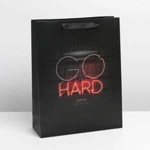 Пакет подарочный ламинированный вертикальный, упаковка, Go hard'L 31 х 40 х 11,5 см