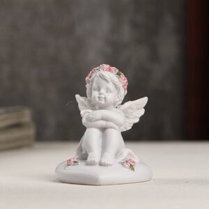 Сувенир полистоун 'Белоснежный ангел в розовом веночке на сердце' 6,2х5х4,5 см