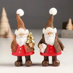 Сувенир полистоун 'Дед Мороз в вафельной шубе, колпаке, с подарком/ёлкой' МИКС 5х3,5х11,5 см