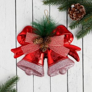 Украшение новогоднее 'Колокольчик шишки и бантики' 19х13 см, красный