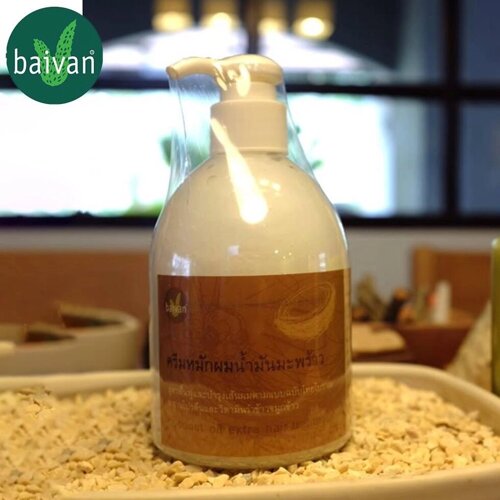 Baivan Дополнительное средство для волос с натуральным кокосовым маслом и маслом рисовых отрубей 300 мл - тайский Под